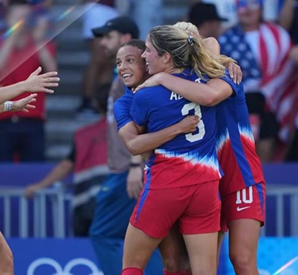 美国女足小胜,成功晋级下一轮比赛 美国女足小胜,成功晋级下一轮比赛