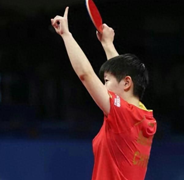 大洲球队在比拼中展现出坚韧不拔的拼搏精神