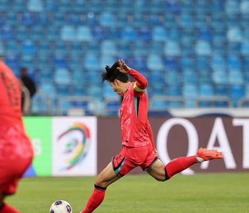 韩国女足队新赛季首个进球惊艳全场