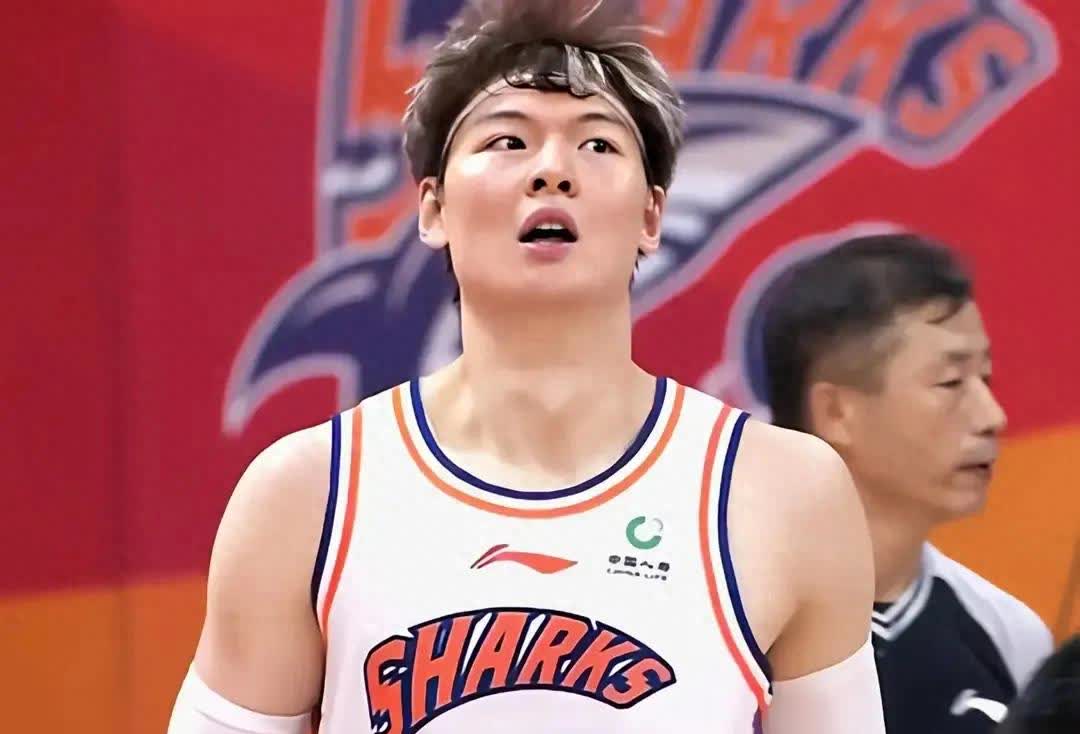 北京男篮不敌四川，客场失利